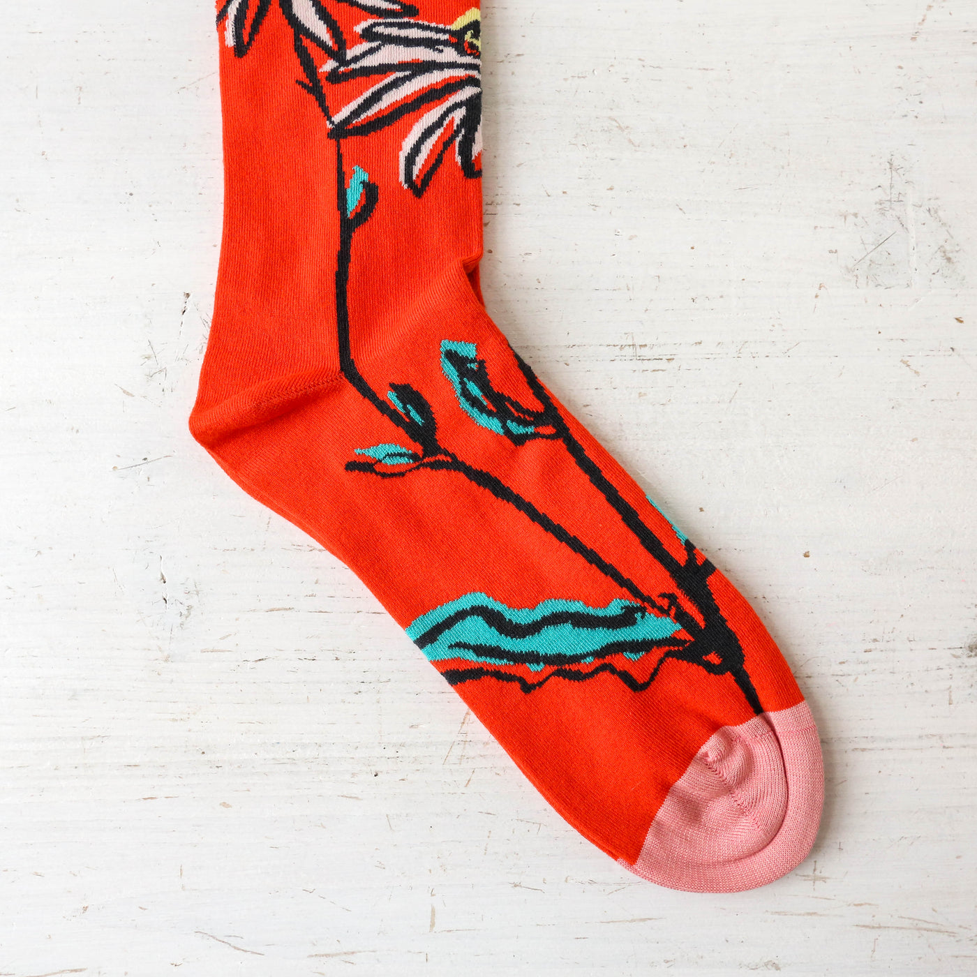 Bonne Maison Socks - Vermilion Flower