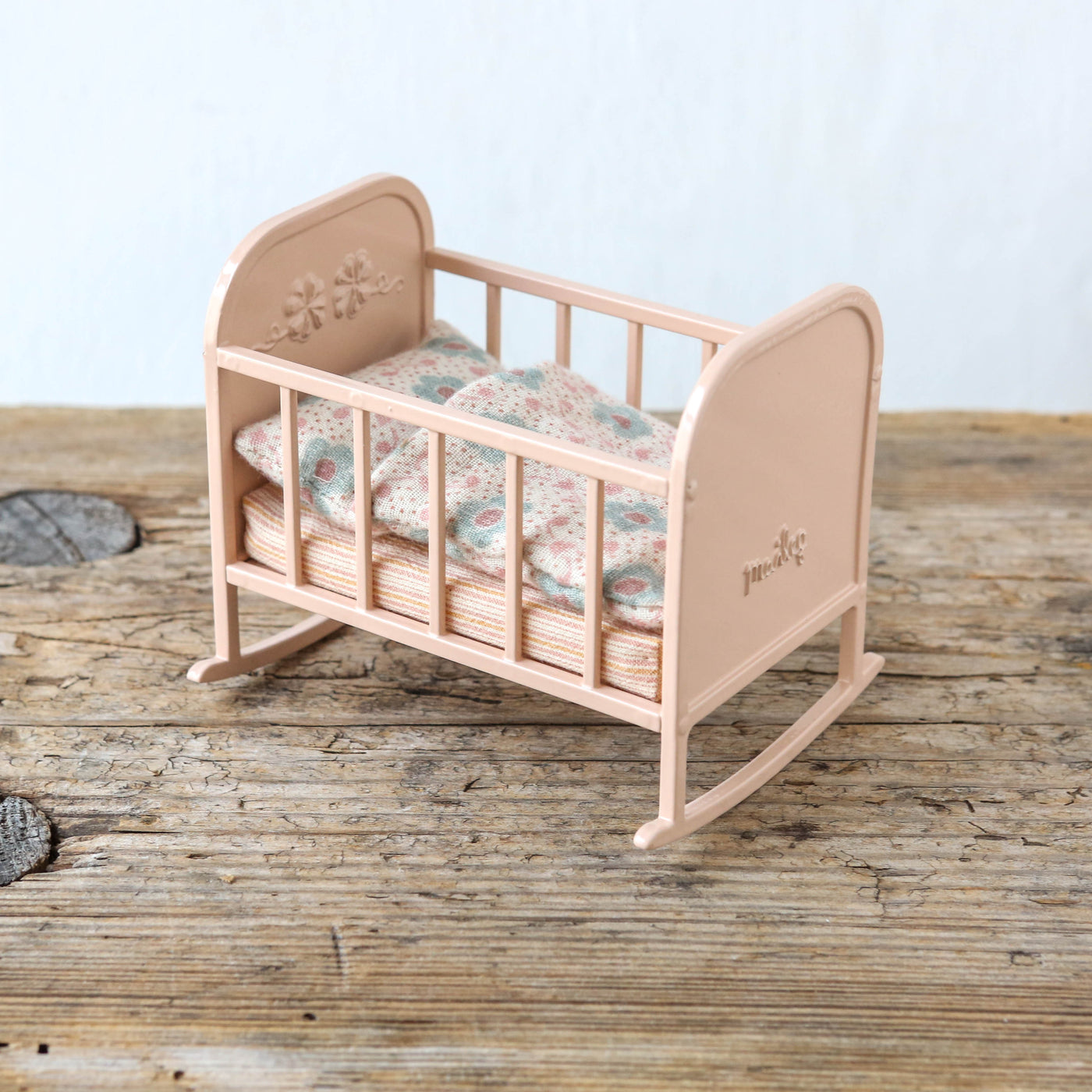 Cradle for Maileg Mice