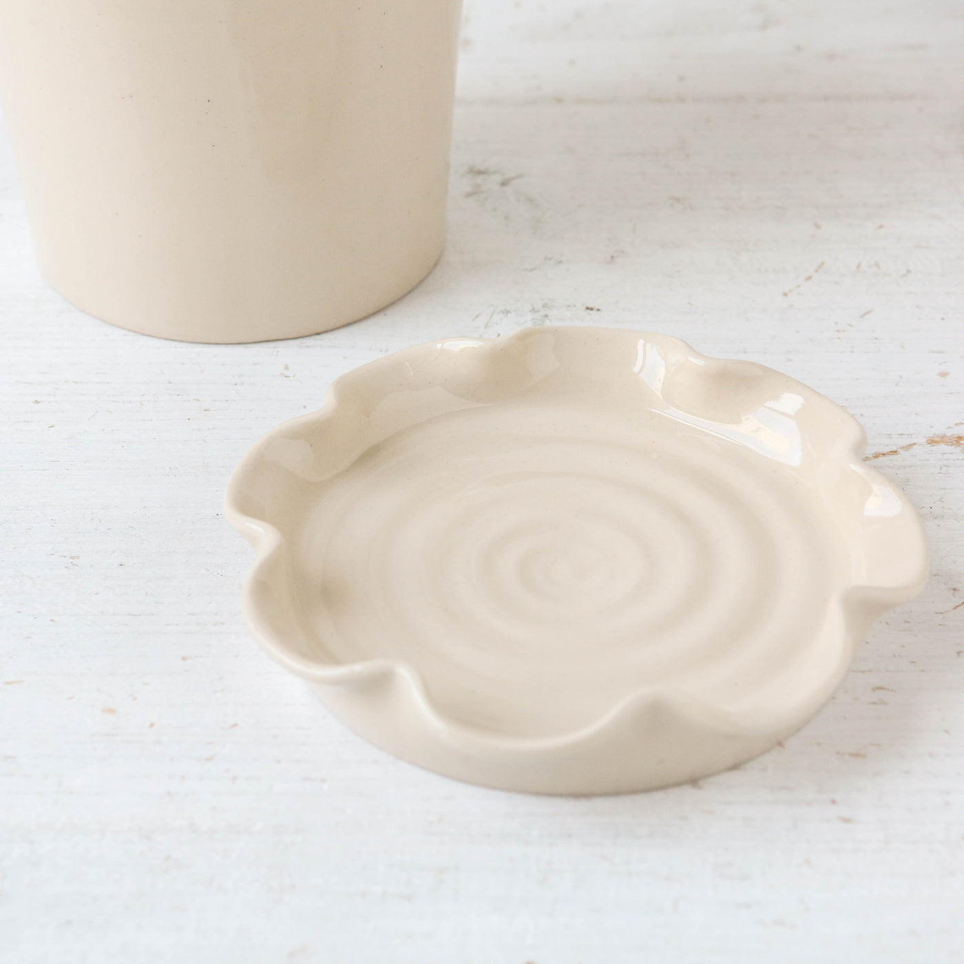 Large Frilly Plant Pot & Saucer - Glazed Stoneware