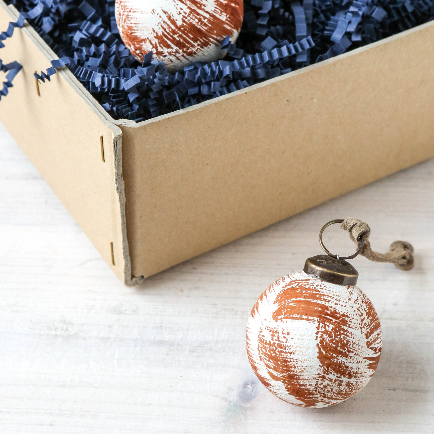 5cm Brushed Glass Bauble - Oxblood