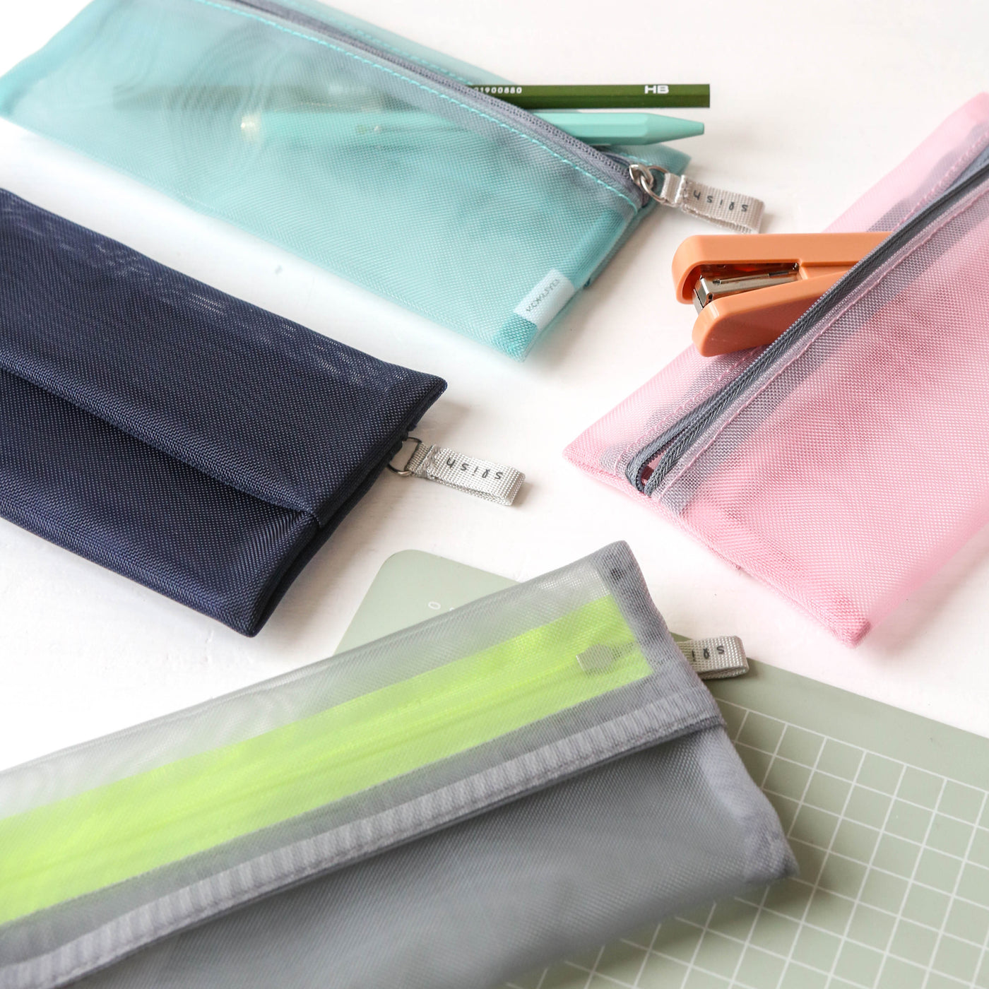 Kokuyo 'Slish' Mesh Pencil Case