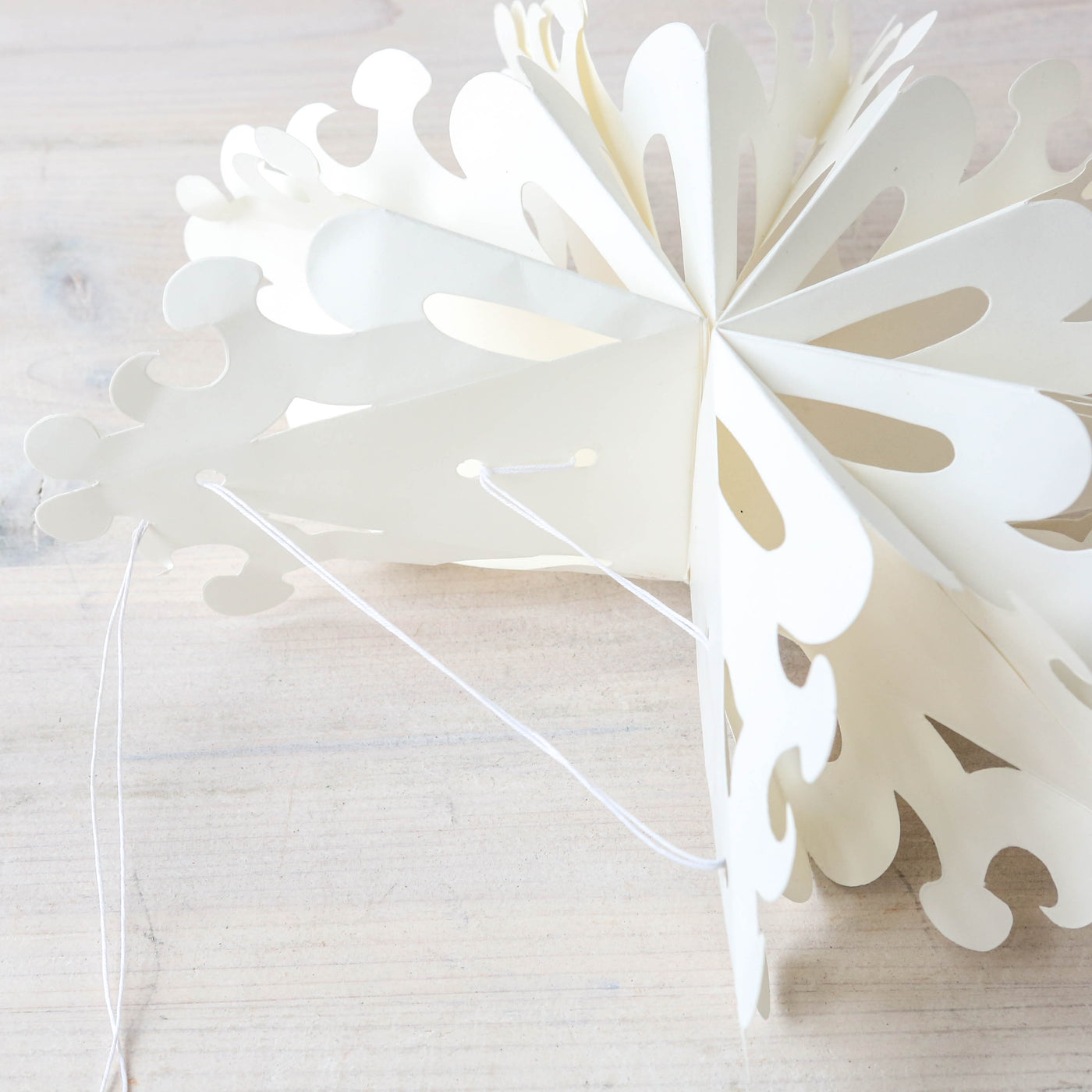 23cm Paper Snowflake Decoration - Heart (design4)