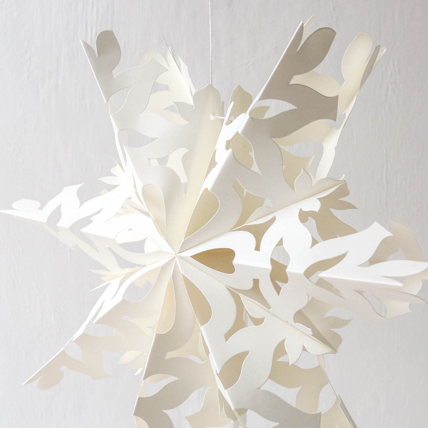 32cm Paper Snowflake Decoration - Classic (design5)