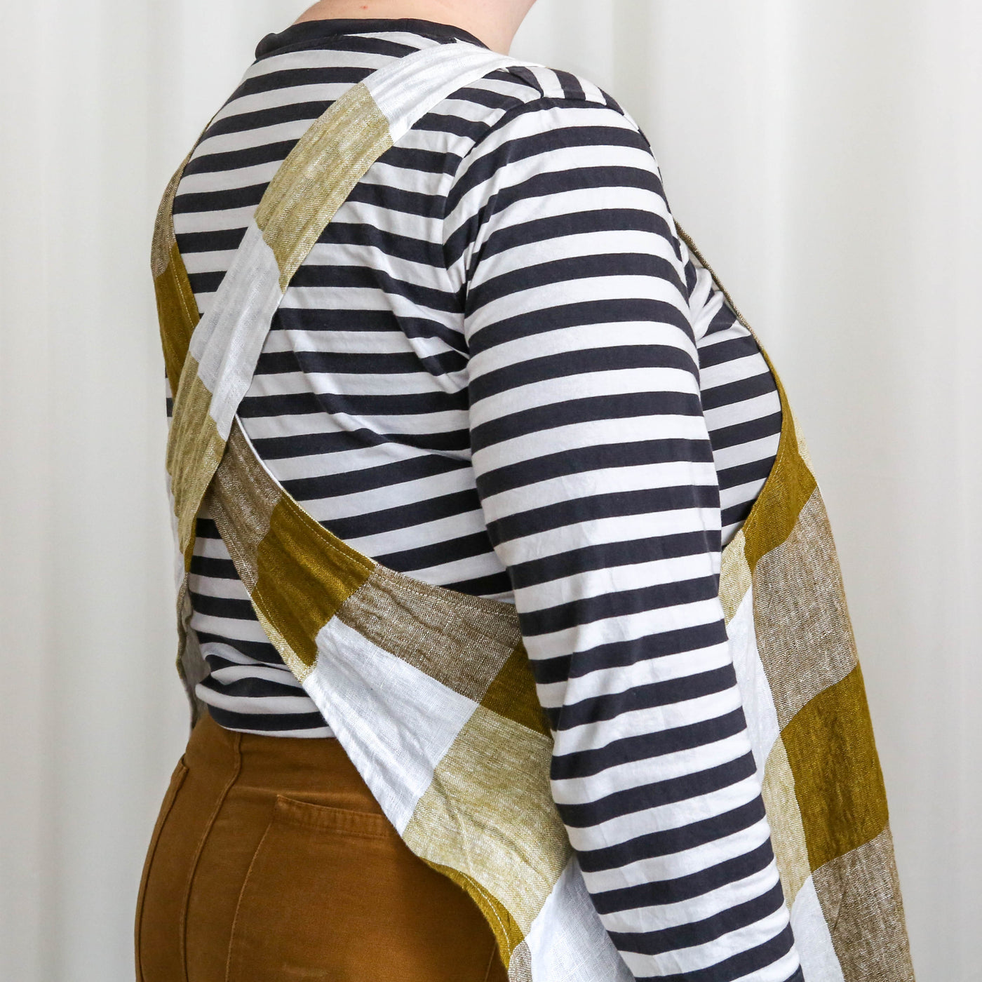 Washed Linen Japanese Style Crossback Apron - Beige Stripe