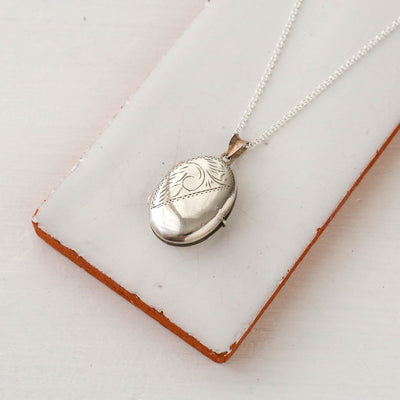 Silver Vintage Locket - Batch E, Ovals