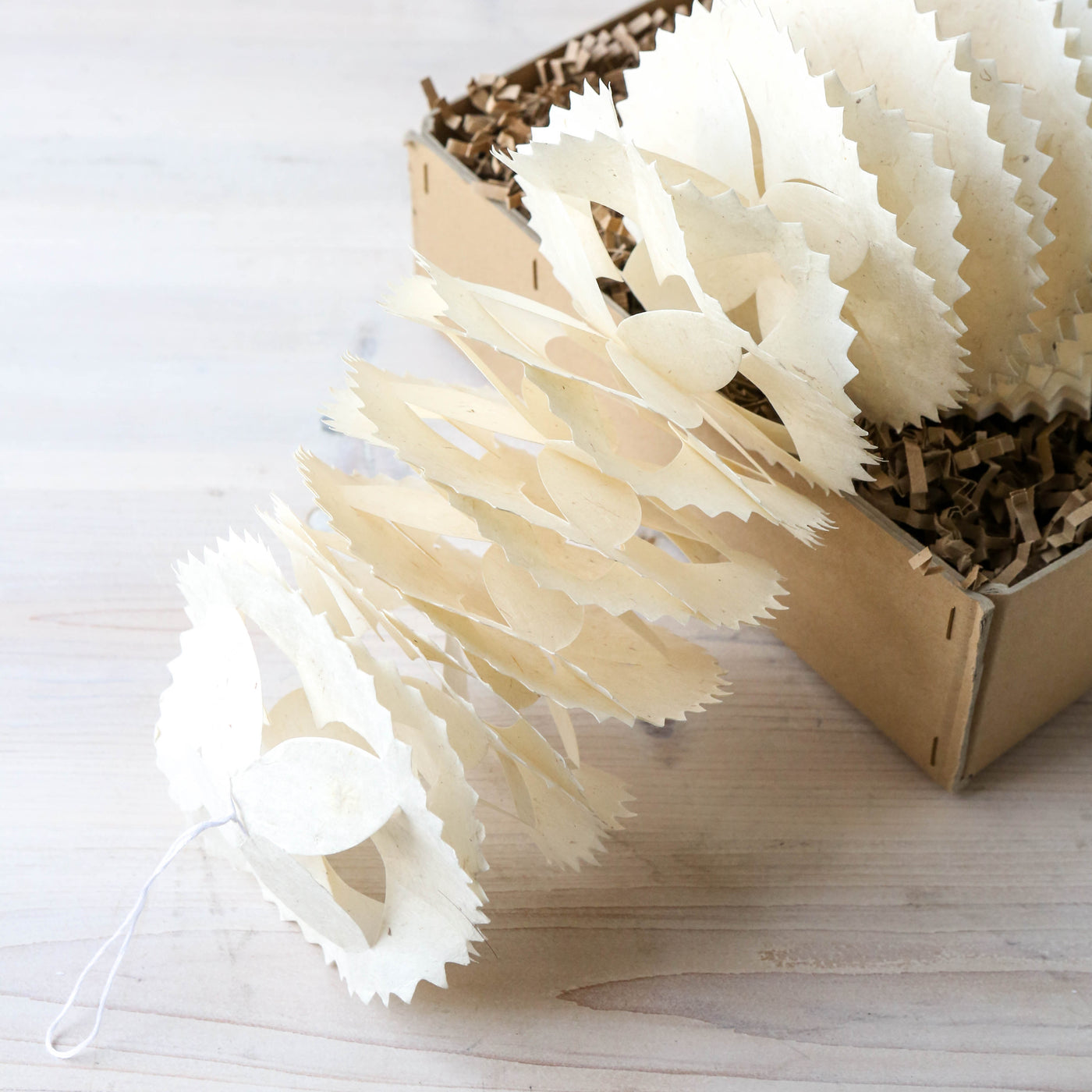 Honeycomb Paper Christmas Garland - White