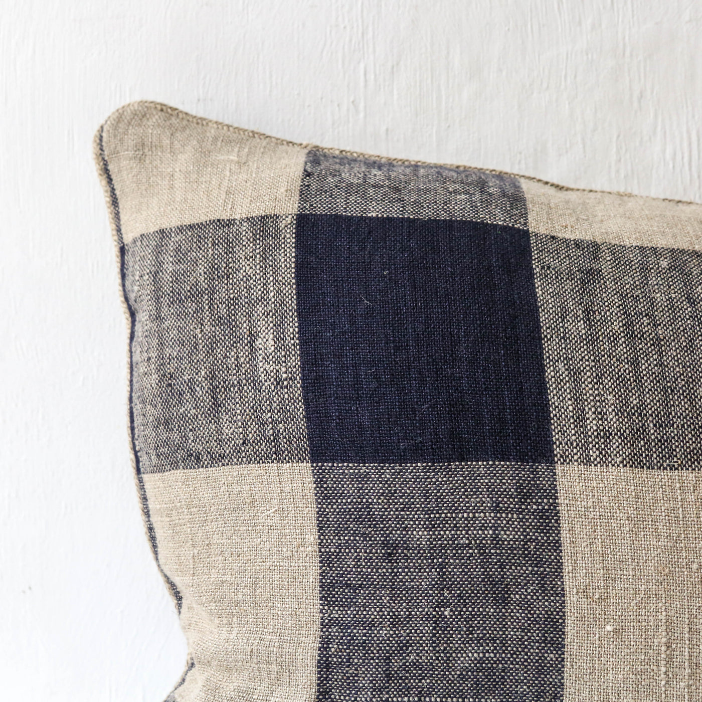 Oblong Bold Check Piped Linen Cushion Cover - Navy