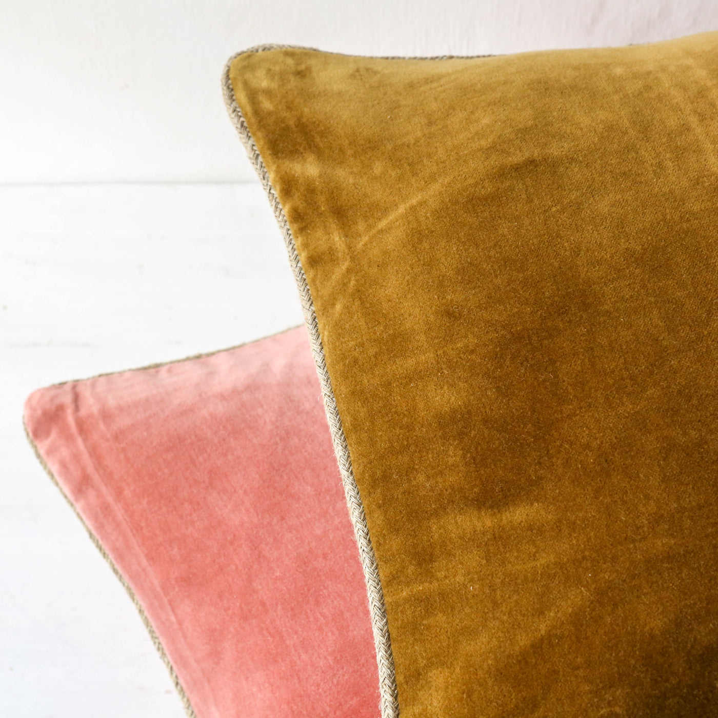 Oblong Piped Velvet Cushion Cover - Rose