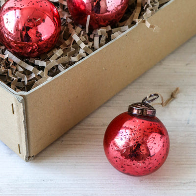 4cm Etched Snowflake Glass Bauble - Red