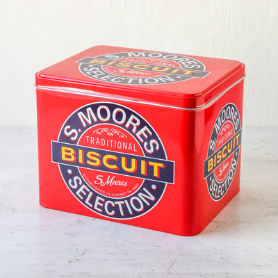 Large Moores Traditional Tinned Biscuit Selection - 900g