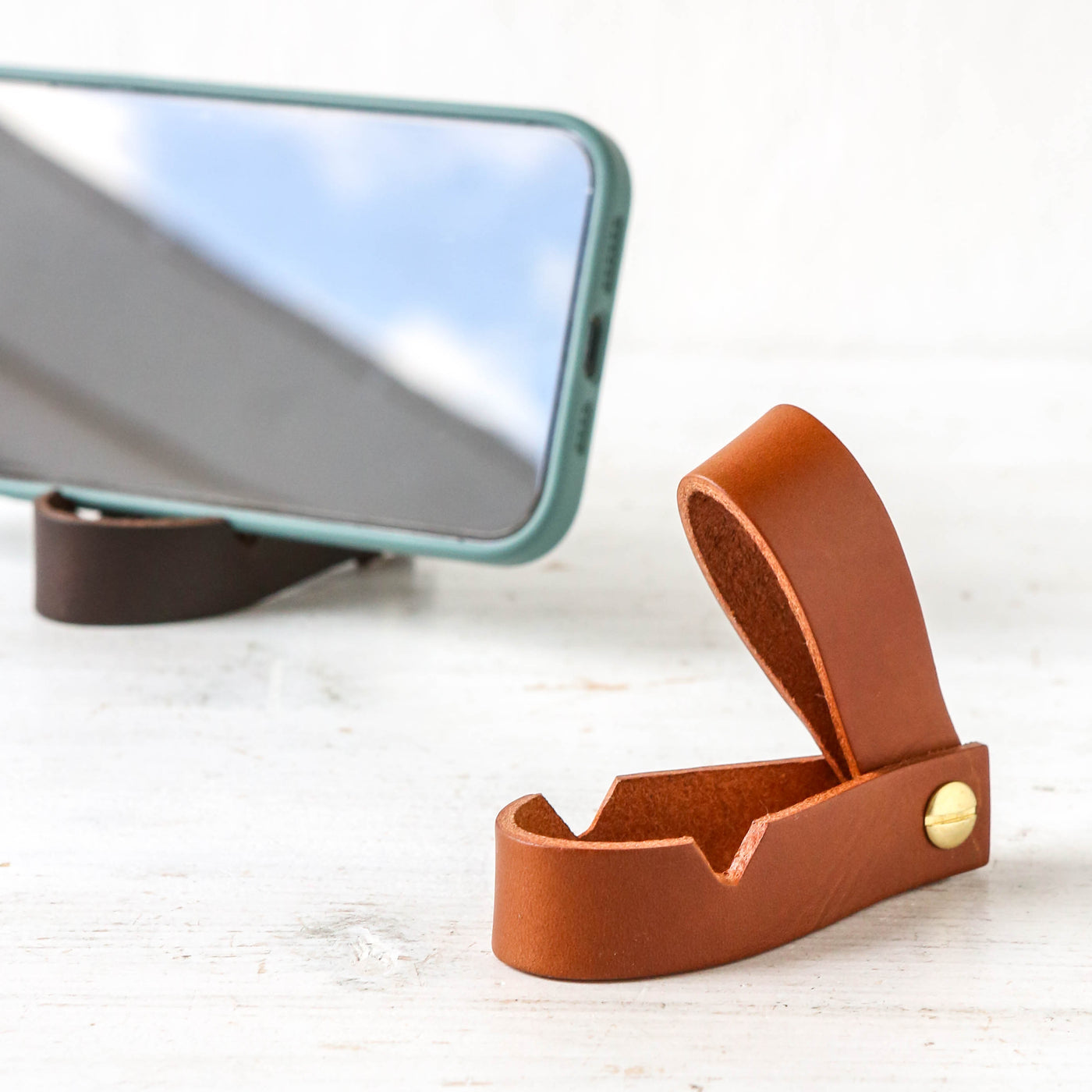 Hand Made Leather Mobile Phone Stand