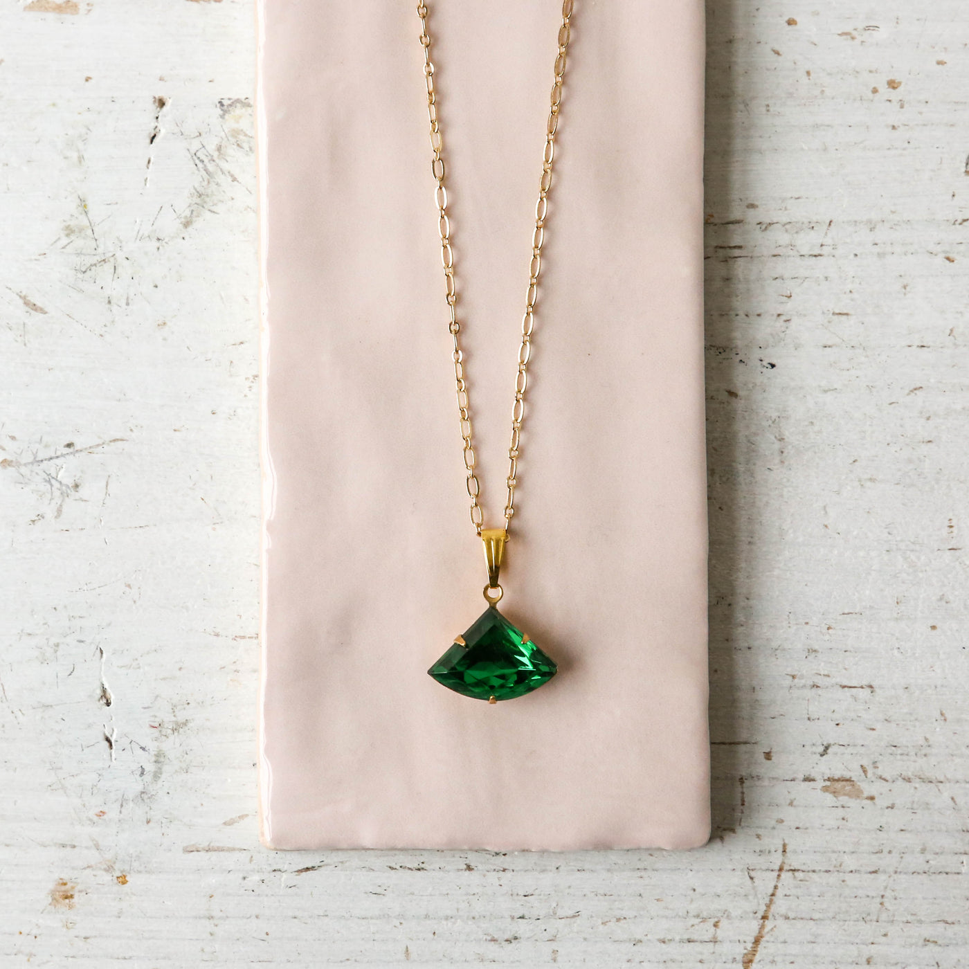 Emerald Green Deco Fan Necklace