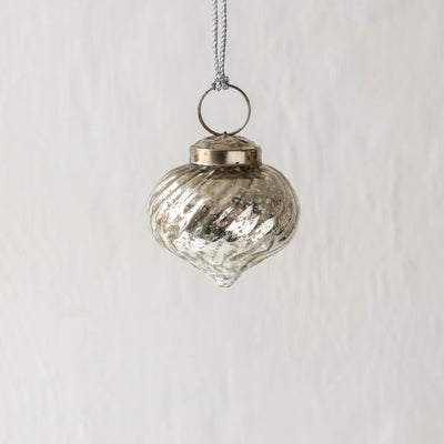 4cm Swirled Onion Shaped Glass Bauble - Silver