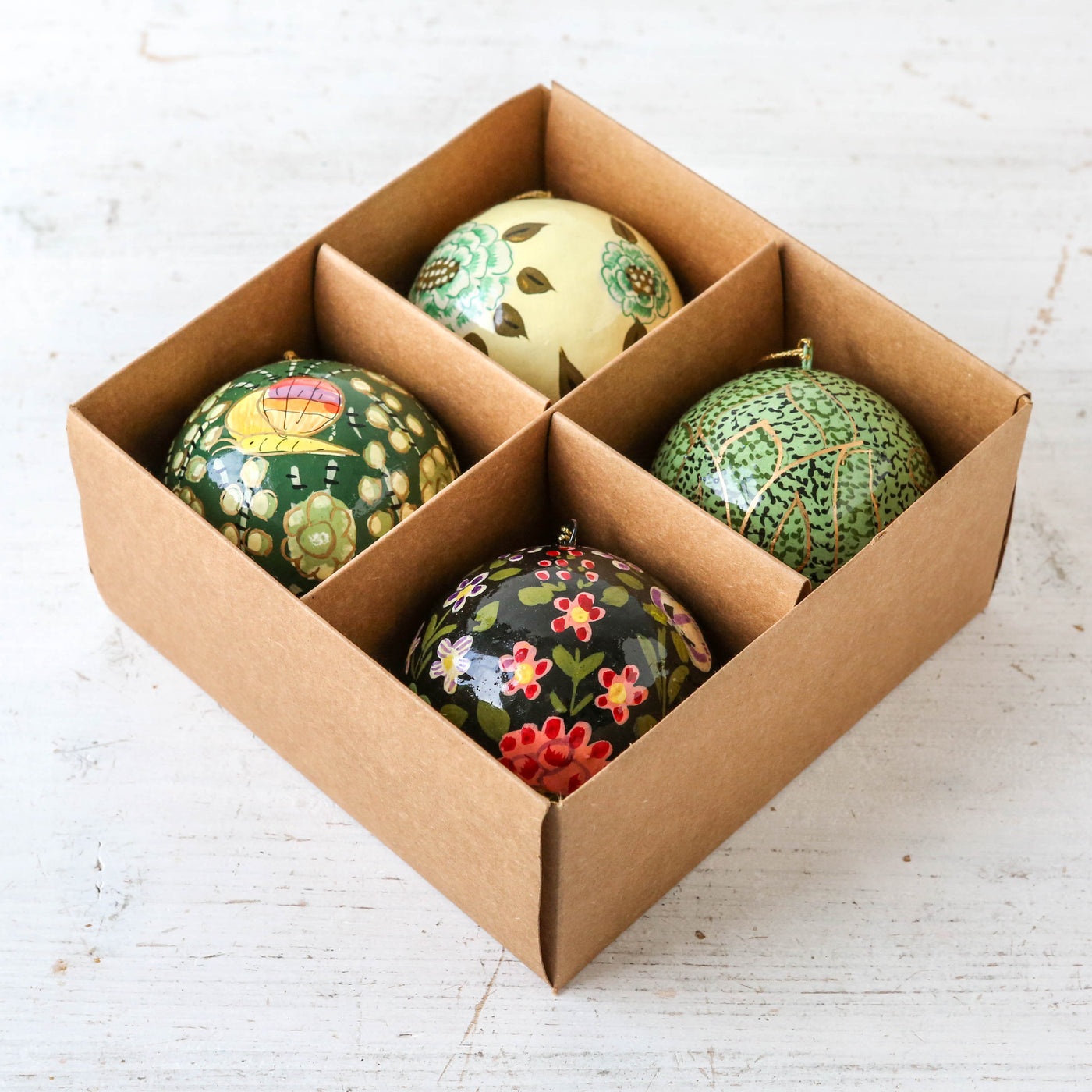 Gaya Baubles Medium - Box of 4