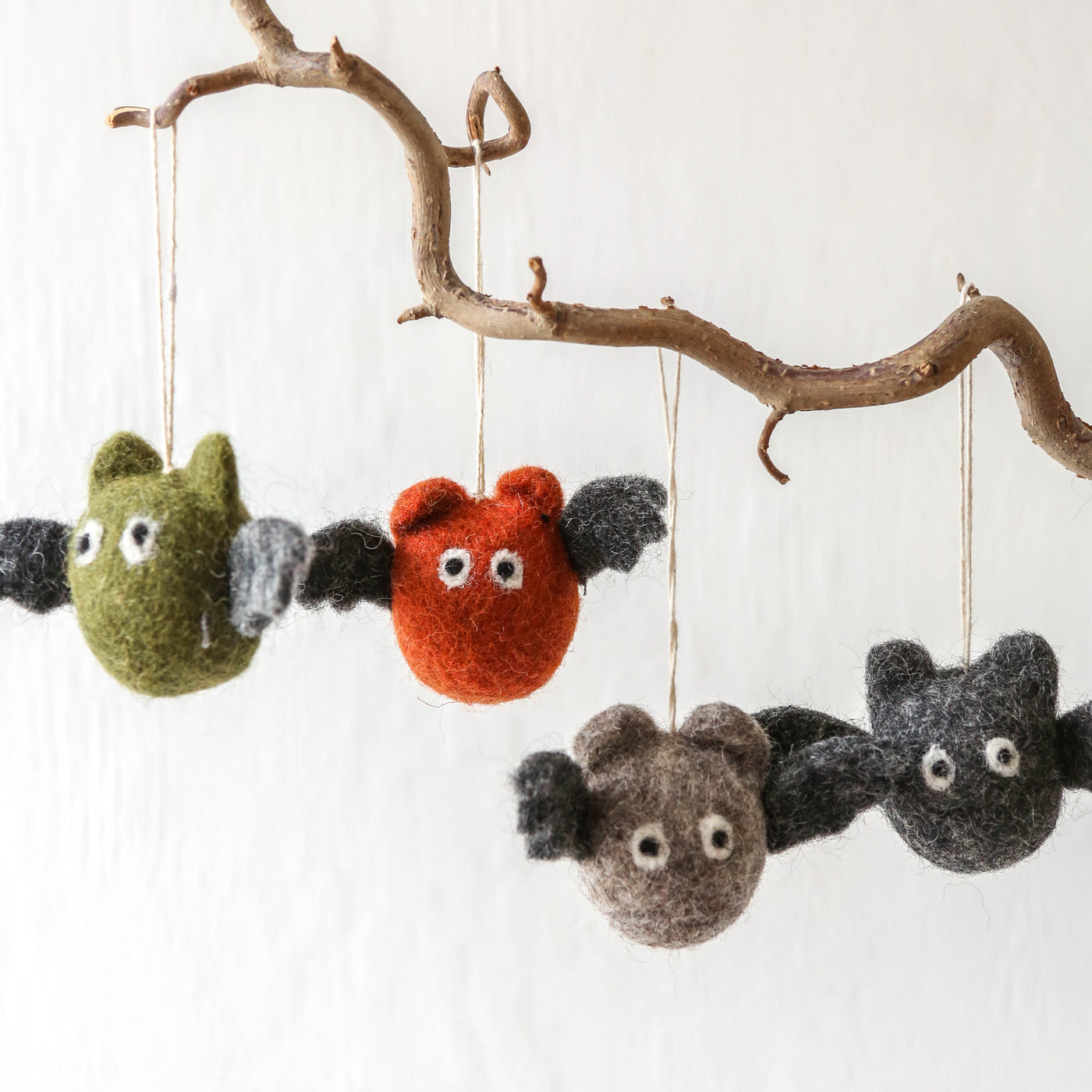 Spooky Bat Felt Hanging Decoration