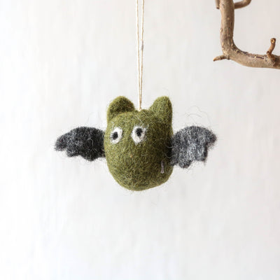 Spooky Bat Felt Hanging Decoration