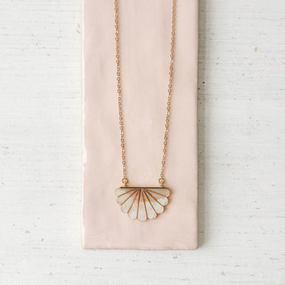 Mother of Pearl Scallop Necklace - Gold