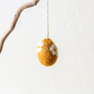 Spring Daisy Felt Egg Decoration