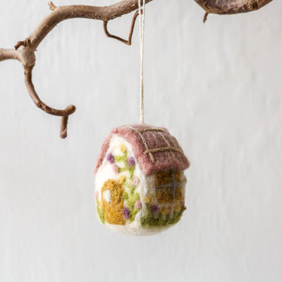 Spring House Felt Hanging Decoration