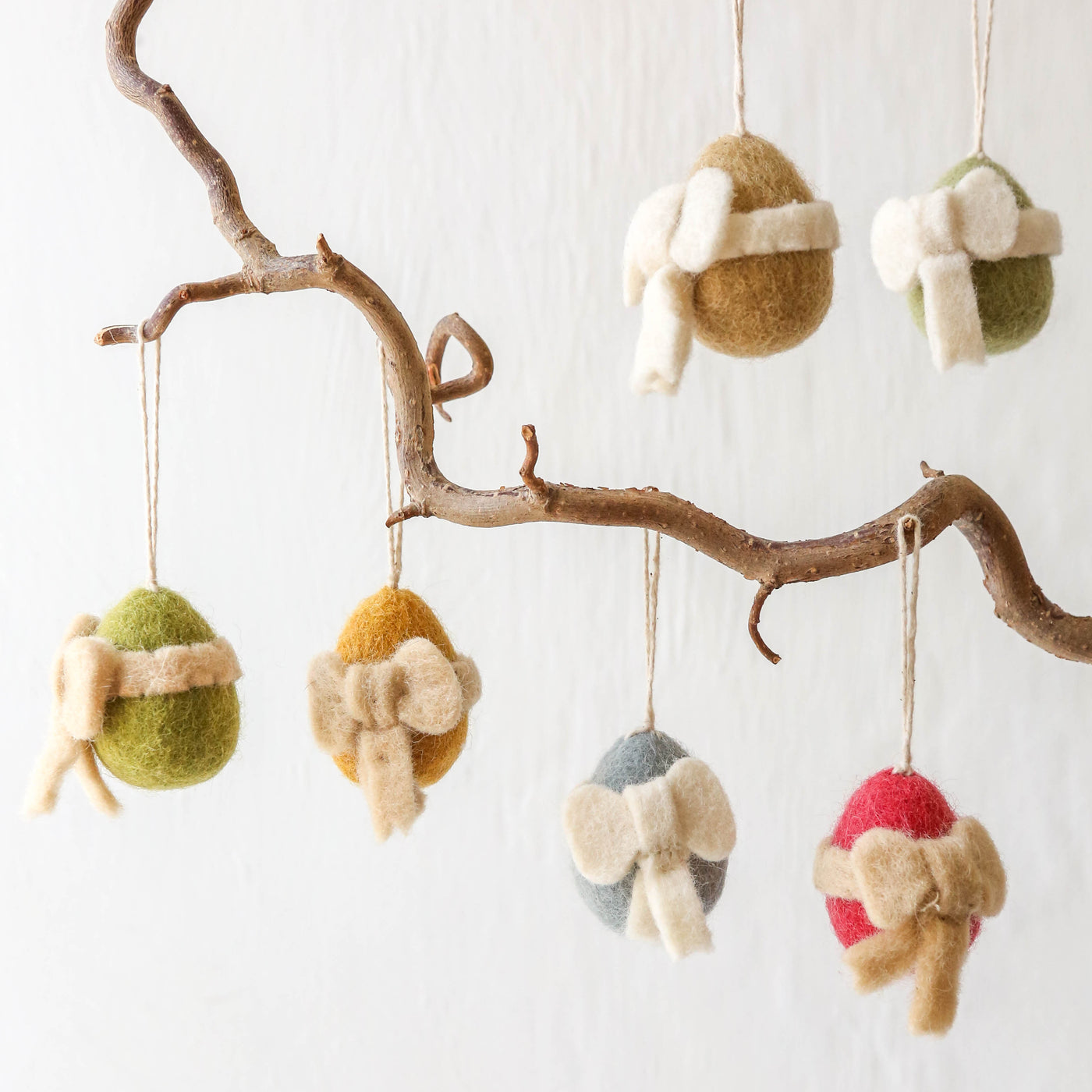 Eggs with Bows Hanging Decoration