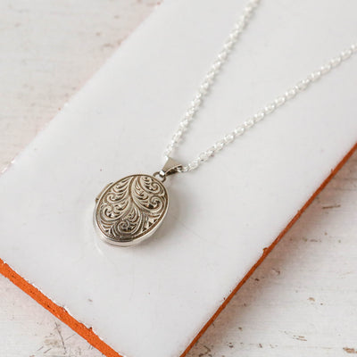 Silver Vintage Locket - Batch E, Ovals