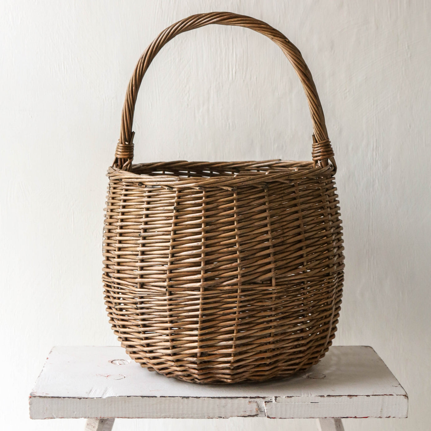 Round Willow Handled Basket