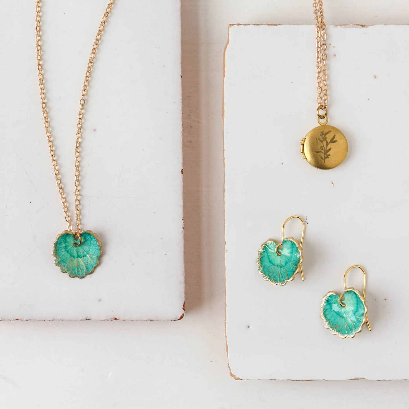 Turquoise Clover Leaf Necklace