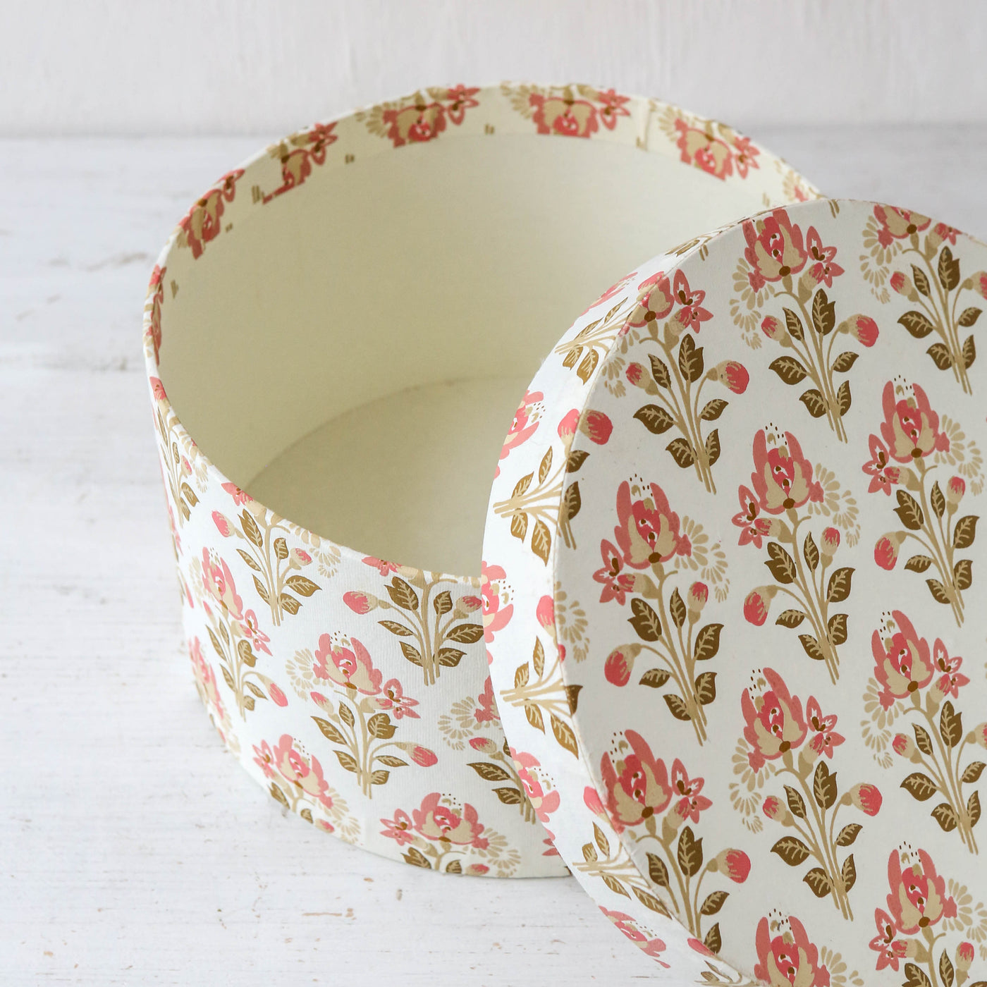 Round Covered Storage Box in Arrah Raspberry - Medium