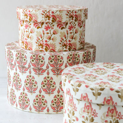 Round Covered Storage Box in Arrah Raspberry - Small