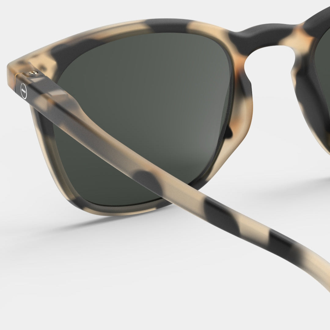 Sunglasses - Design 'E' in Light Tortoise by Izipizi