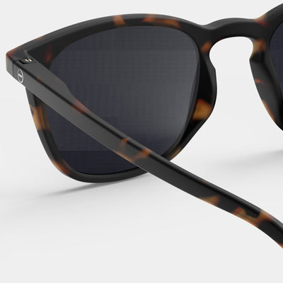 Sunglasses - Design 'E' in Tortoise by Izipizi (Green Lenses)