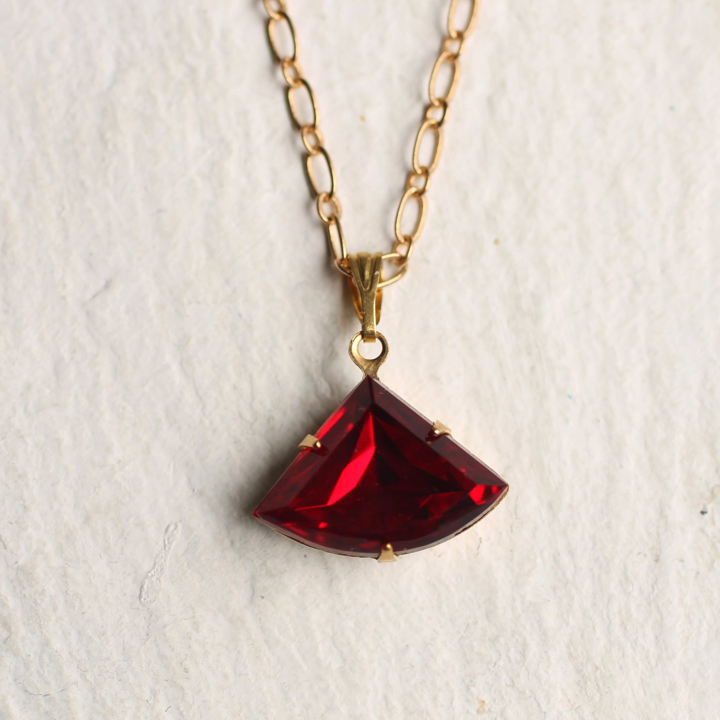 Ruby Red Deco Fan Necklace