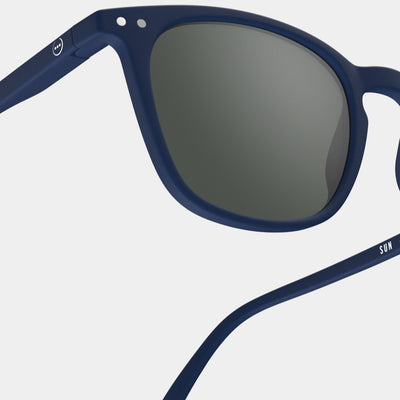 Sunglasses - Design 'E' in Navy Blue by Izipizi