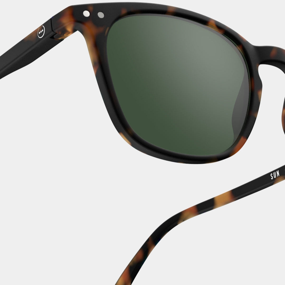 Sunglasses - Design 'E' in Tortoise by Izipizi (Green Lenses)