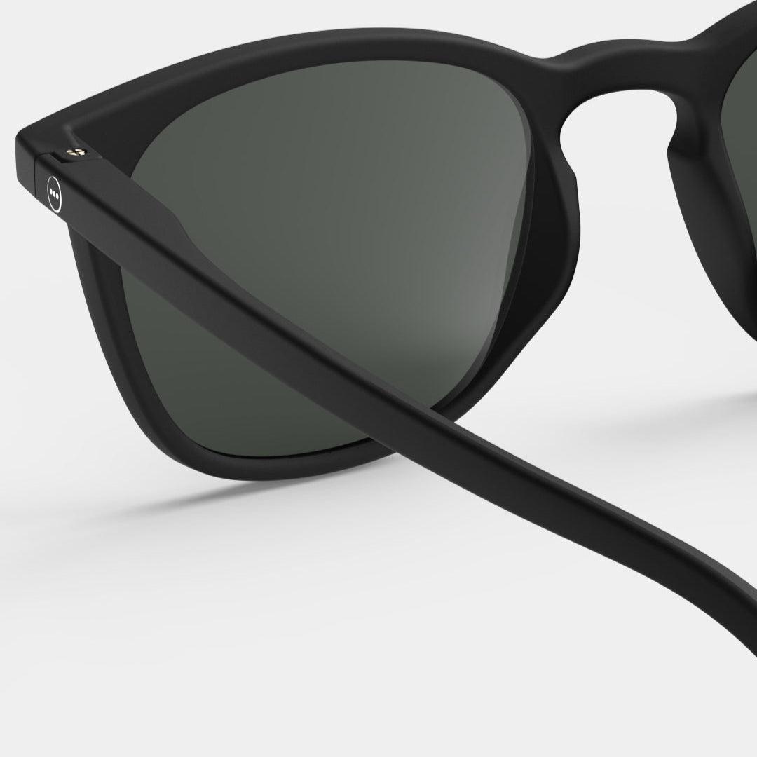 Sunglasses - Design 'E' in Black by Izipizi