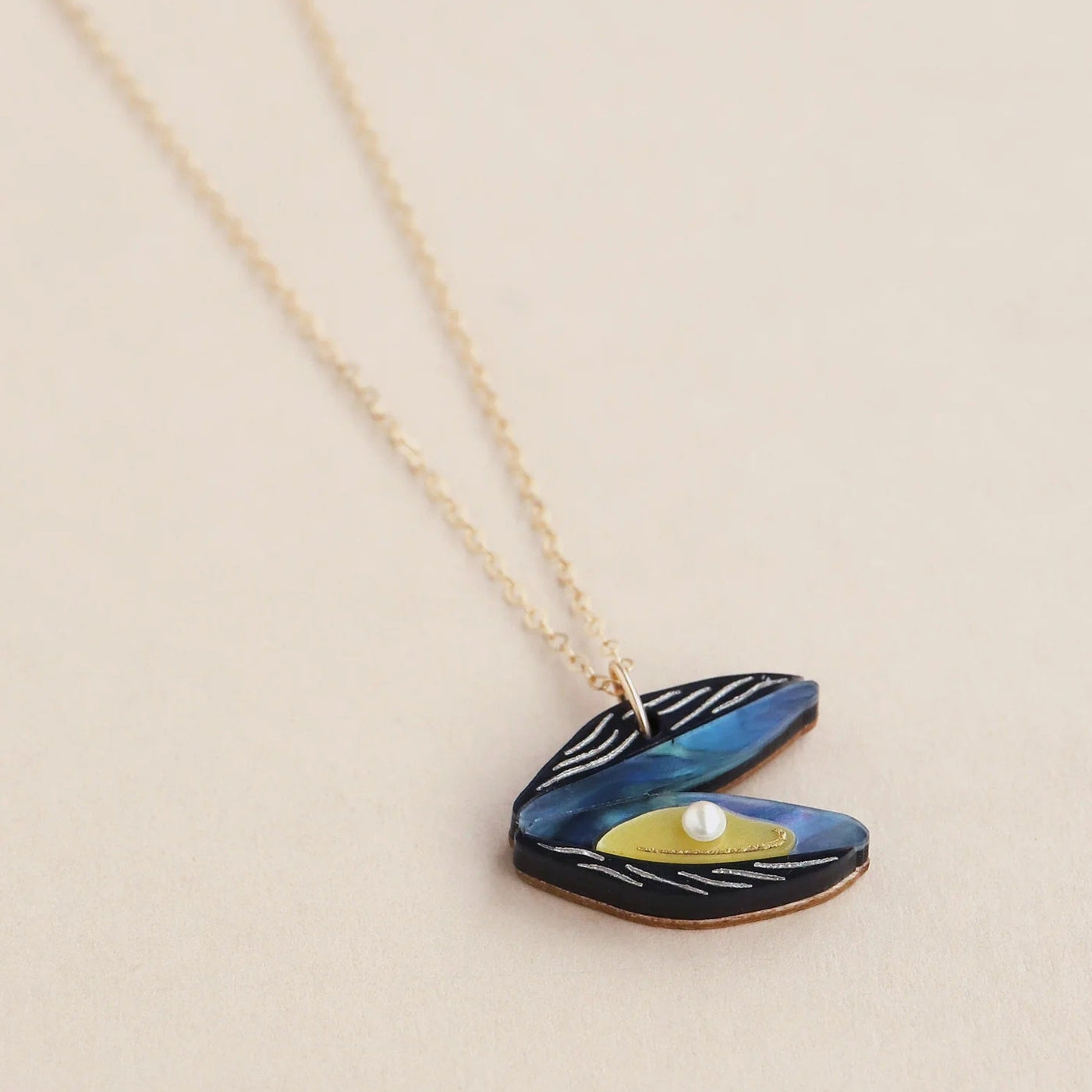 Mussel Necklace