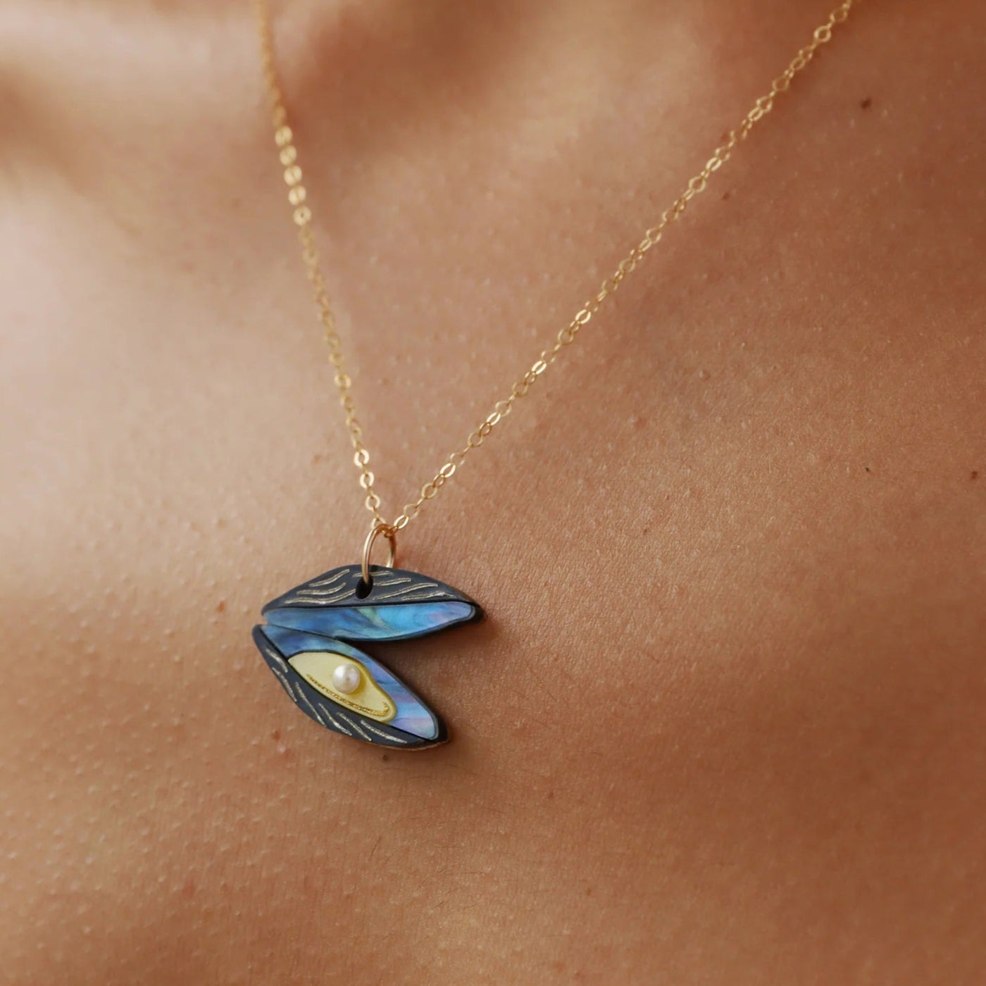 Mussel Necklace