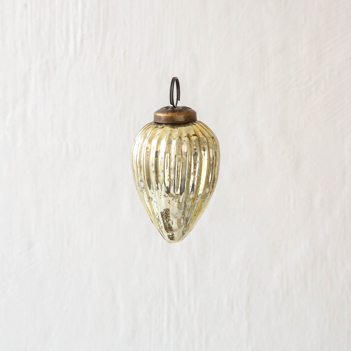 6.5cm Ribbed Gourd Glass Bauble - Gold