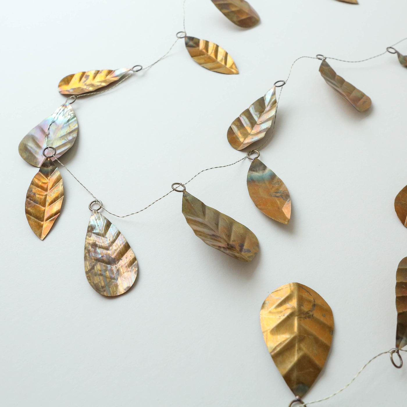 Golden Leaf Wire Garland - 1.5m (design3)