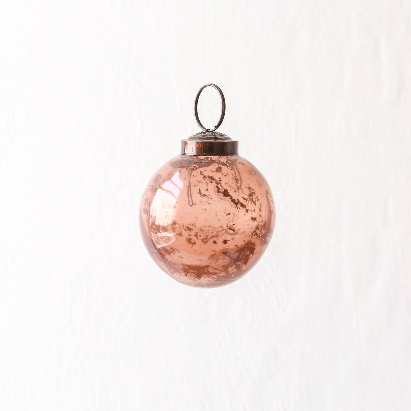 6cm Pebbled Glass Bauble - Faded Rose