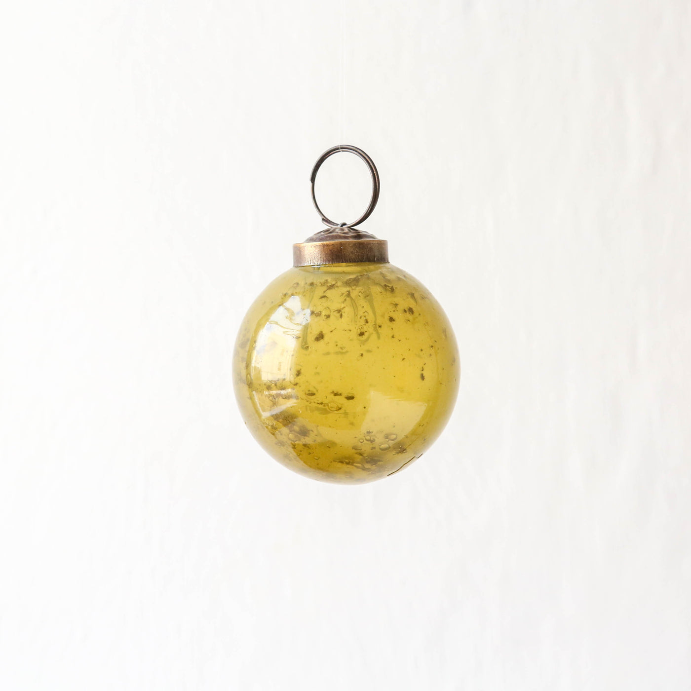 6cm Pebbled Glass Bauble - Autumn Green